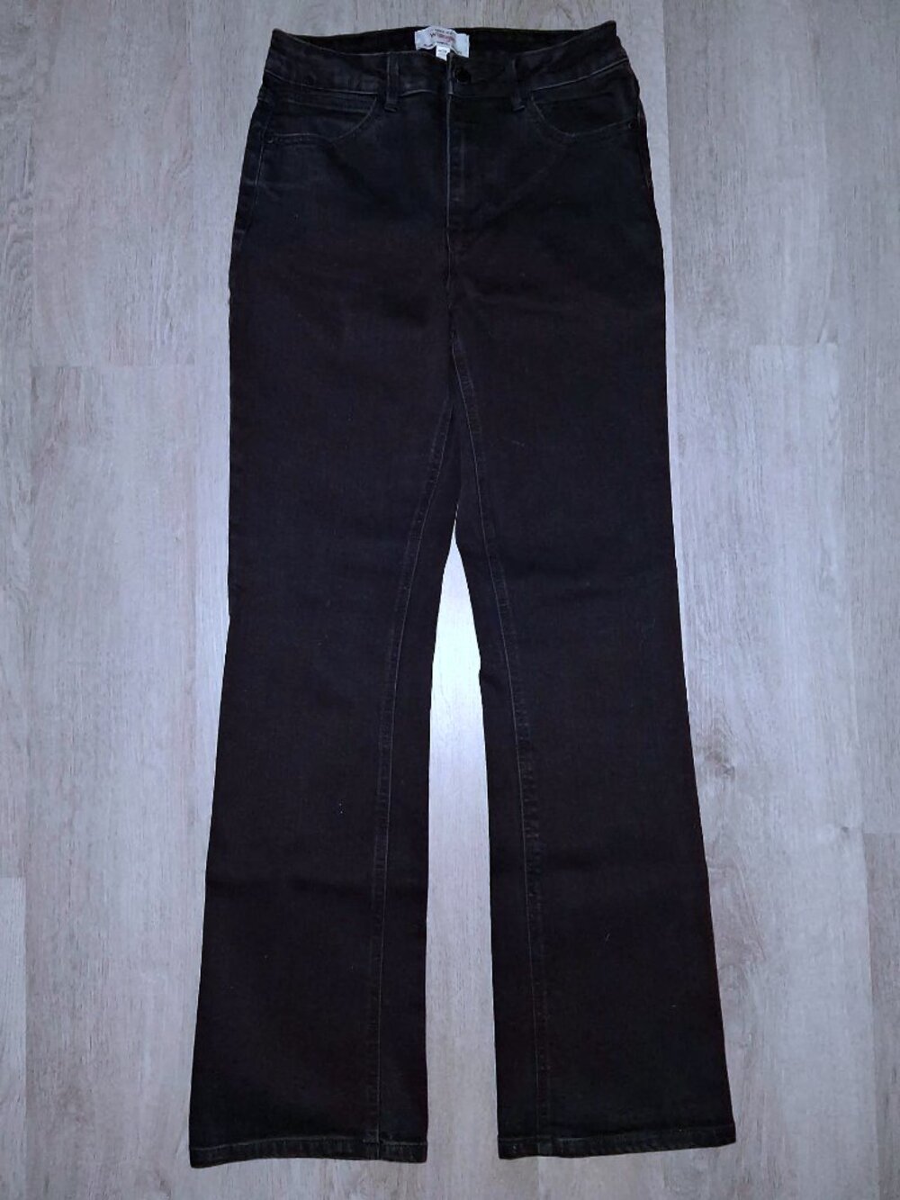 Wrangler Black Flared Jeans Size 6/28 Distressed Denim Flares Wide Leg Boot Cut